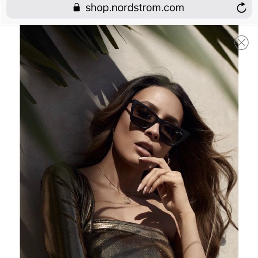 What sunglasses cat eye